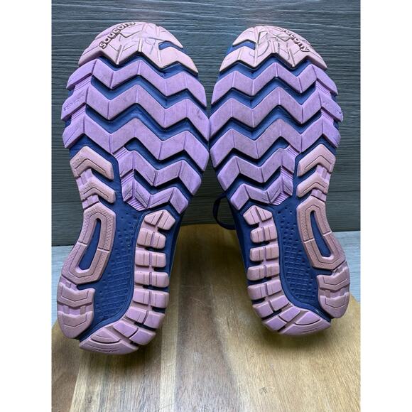 EUC Saucony Women's Guide 9 Running Shoe Blue/Purple/Pink Size 9 - Picture 8 of 11